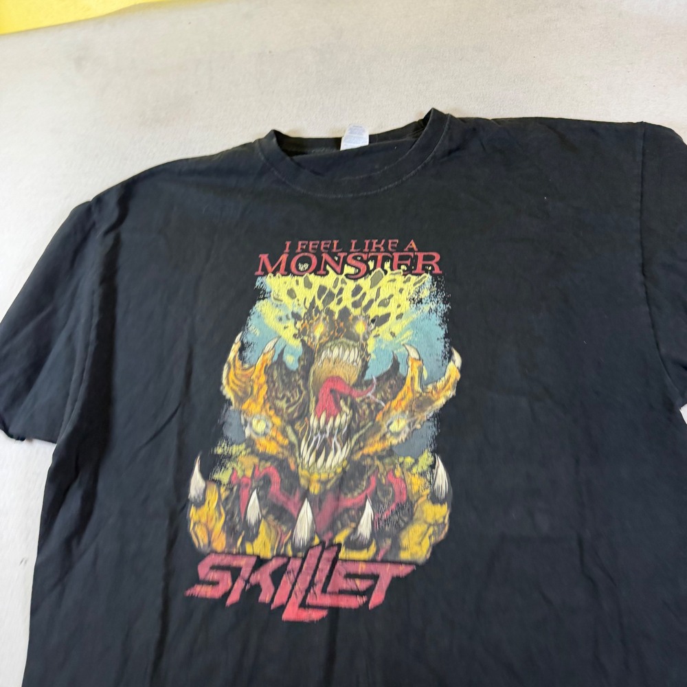 Skillet Band T-Shirt Mens 2XL Black I Feel Like A Monster Rock Graphic Tee